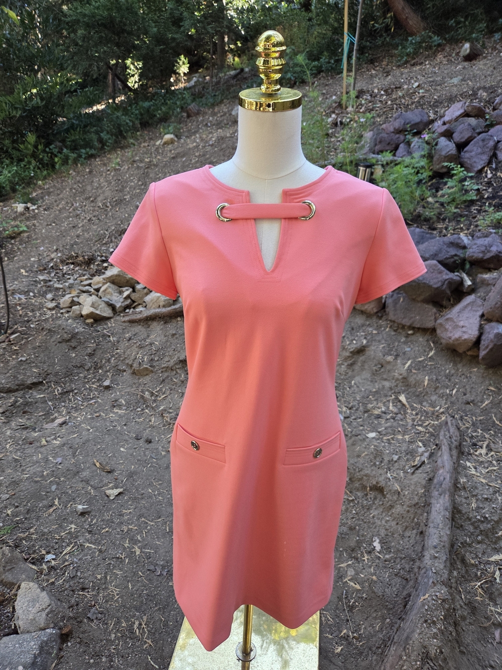 Tommy Hilfiger Women’s Coral Pink Short Sleeve Shift Dress Size 4